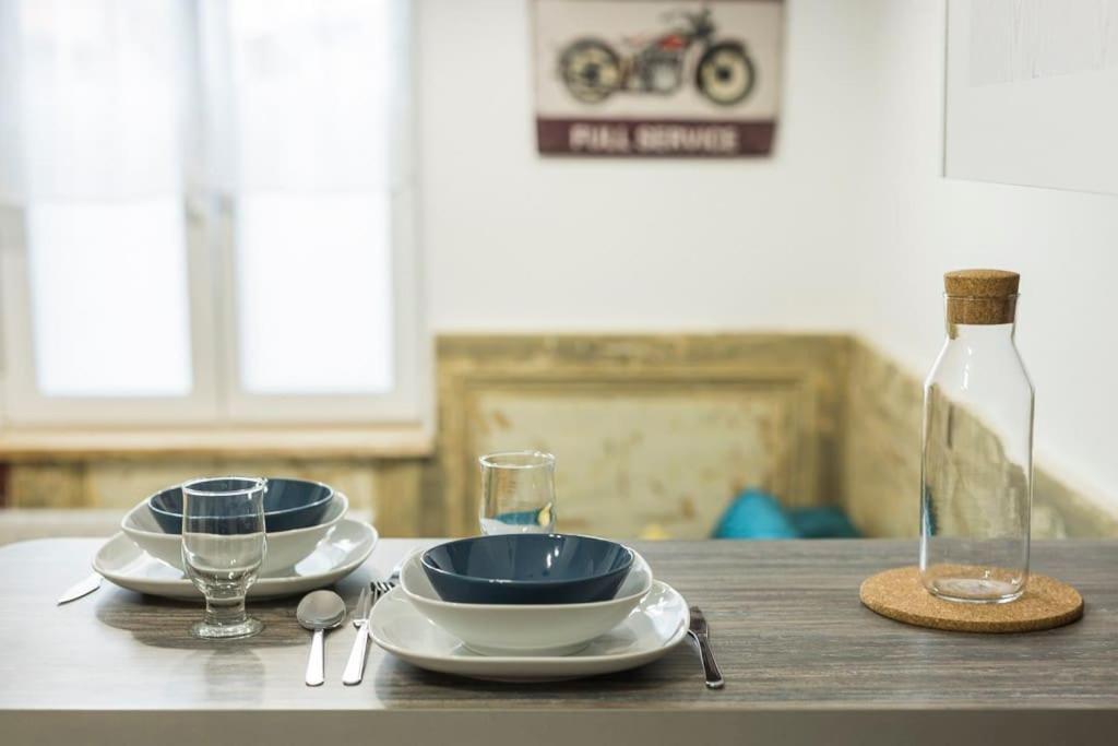 St Leon Strasbourg - Studio 3 Pers - Proche Centre Ville Ngoại thất bức ảnh